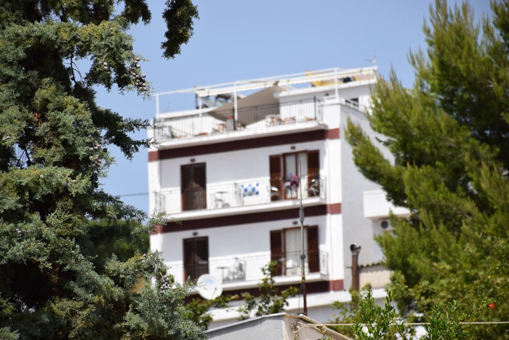 Pension Margarita Skiathos Town Ngoại thất bức ảnh