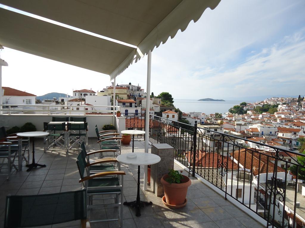 Pension Margarita Skiathos Town Ngoại thất bức ảnh