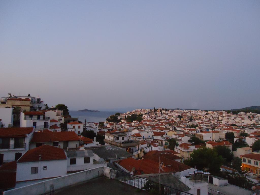 Pension Margarita Skiathos Town Ngoại thất bức ảnh