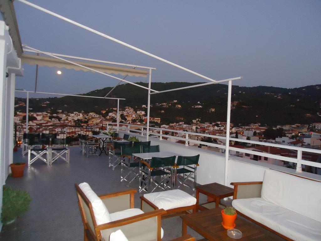 Pension Margarita Skiathos Town Ngoại thất bức ảnh