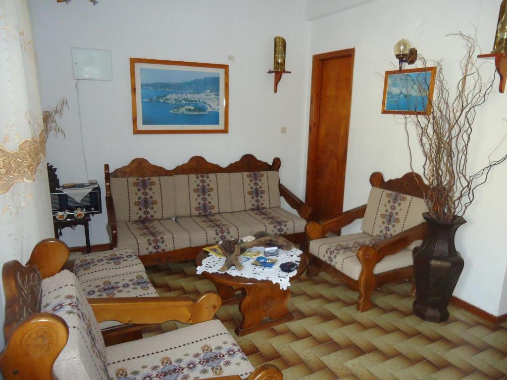 Pension Margarita Skiathos Town Ngoại thất bức ảnh