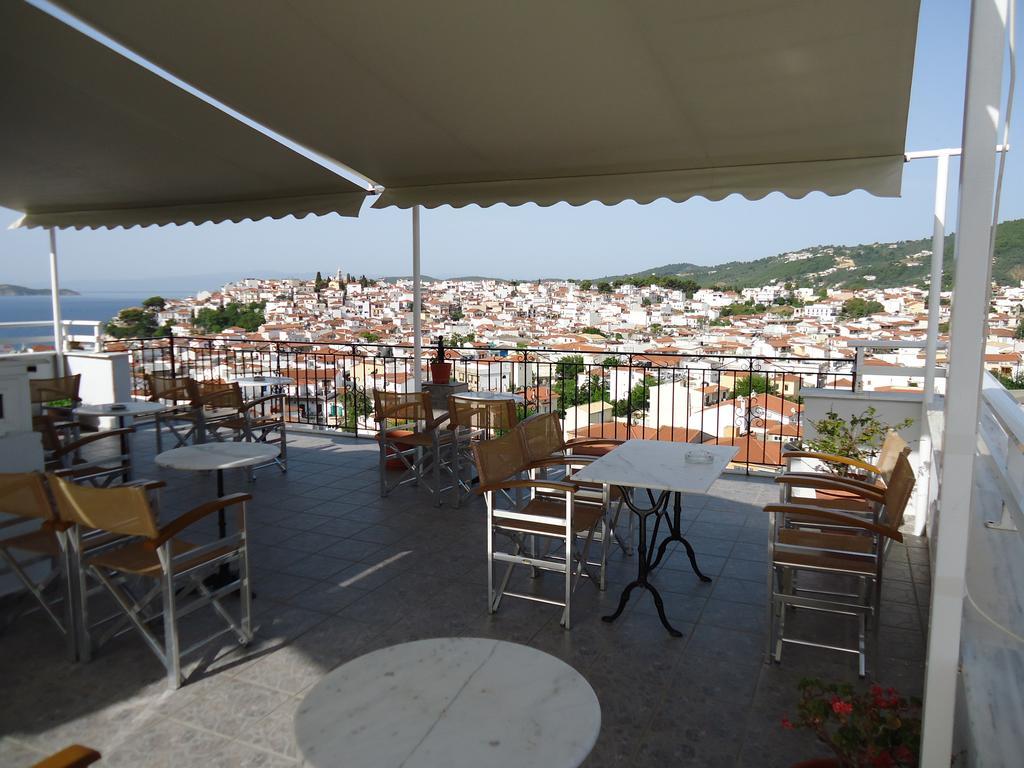 Pension Margarita Skiathos Town Ngoại thất bức ảnh